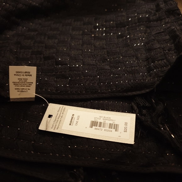 Wrap. Black w/Gold Checkerboard Woven Pattern NWT - Picture 5 of 6